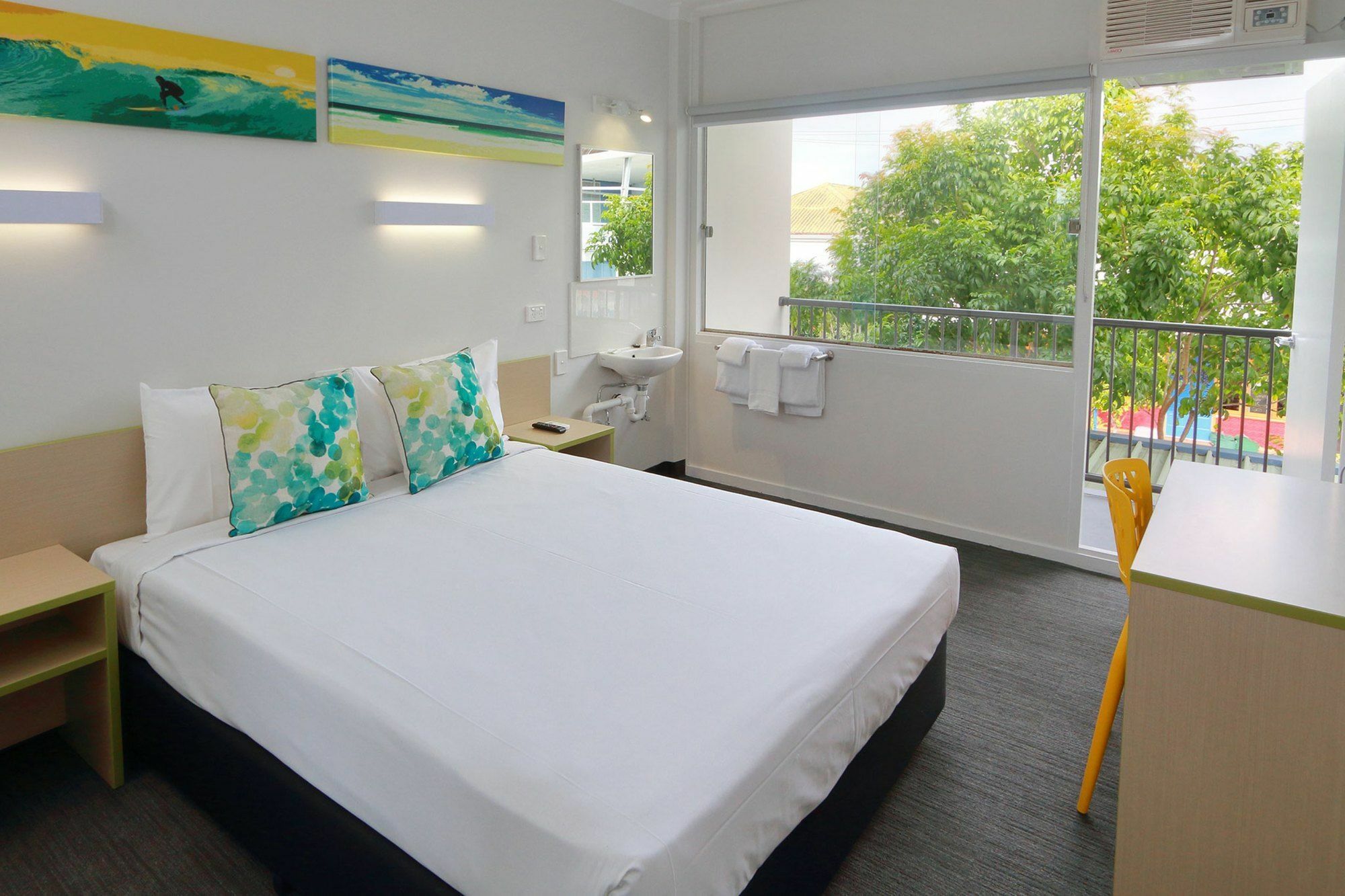 Palm Beach Hotel ภายนอก รูปภาพ